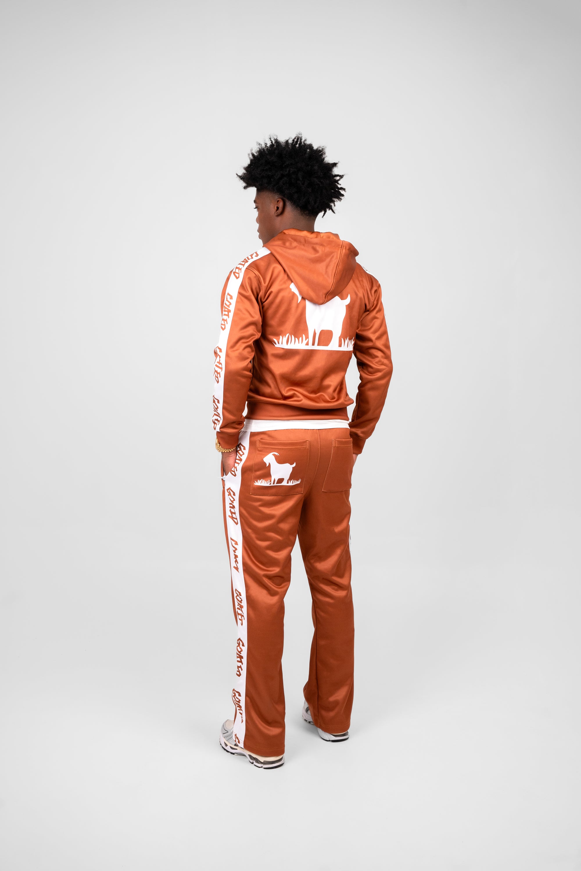 GOAT RUNNER PLUS FULL Track Suit (BROWN)